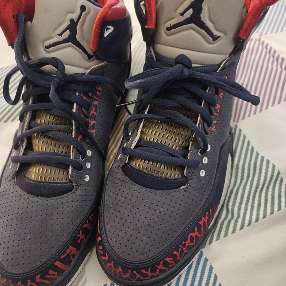 Nike Air Jordan Rare Air United We Rise Sneakers Mens Size 10 Shoes - Picture 9 of 9